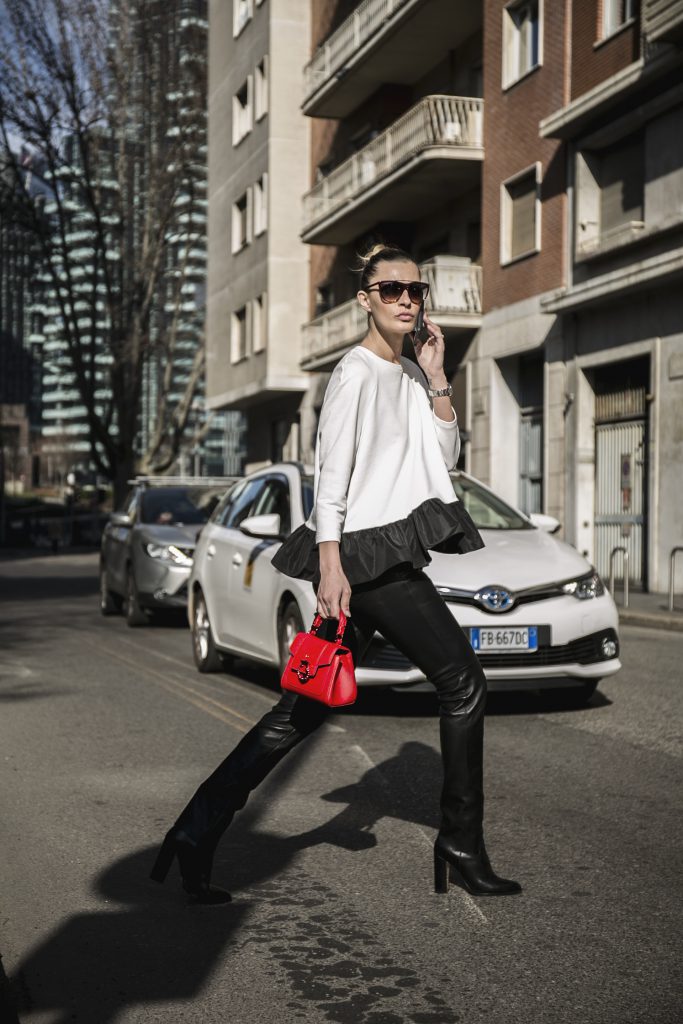 Sveva Alviti Out and about Lovy bag