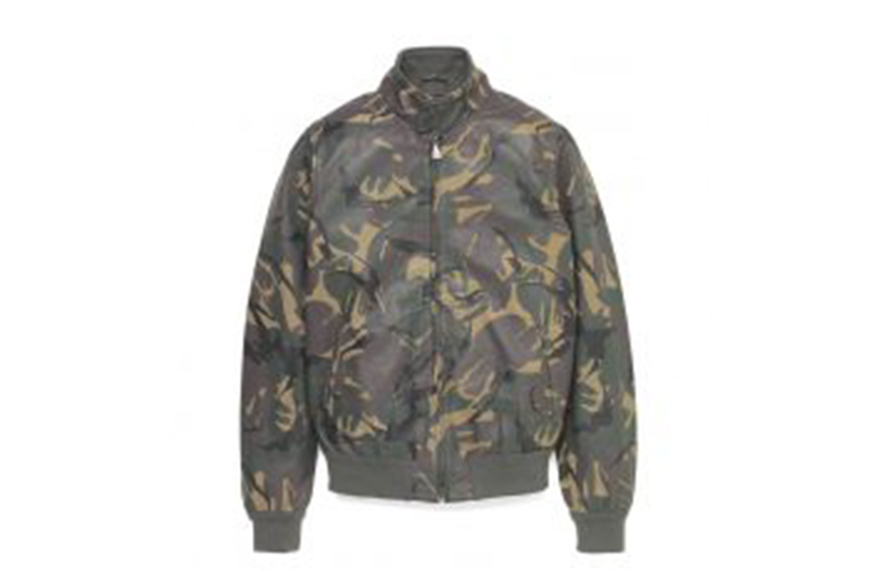 ROY ROGER’S COLLEZIONE UOMO SS 2017 La funzionalità dell’abbigliamento militare tradotto in codici contemporanei.