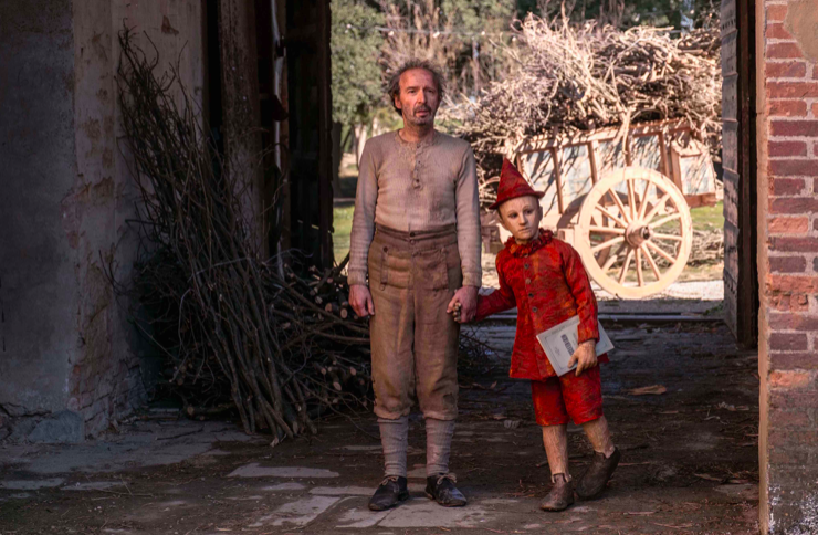 Pinocchio nei costumi di Massimo Cantini Parrini dal film di Matteo Garrone<br>Prato, Museo del Tessuto – dal 21 dicembre 2019 al 22 marzo 2020